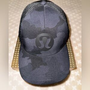 lululemon athletica Dark Camo Men's Hat
